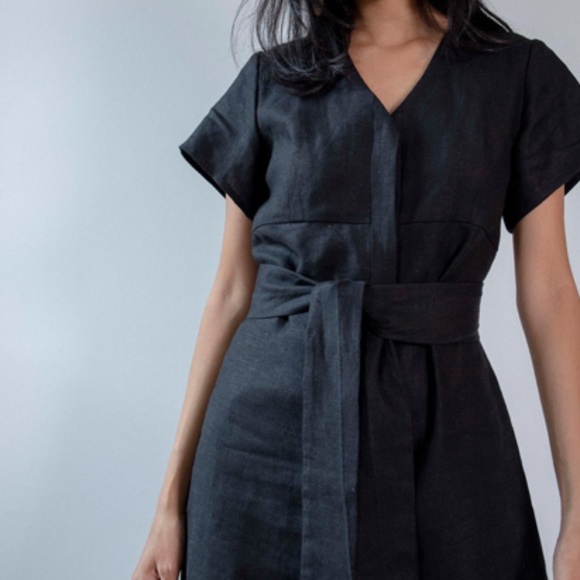 No. 6 Black Miriam V Neck Short sleeve Linen Jumpsuit - Picture 4 of 10